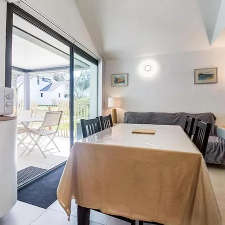 3 Bedroom Beautiful In Сasa de vacaciones *