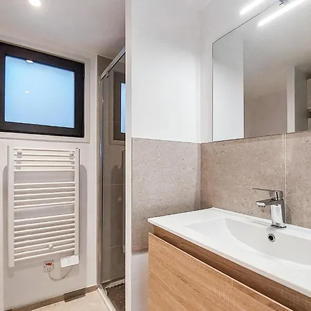 3 Bedroom Beautiful In
